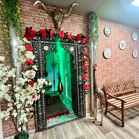 Хостел Pepper-gold - Port Area -free Towels - Bed For 8 Peoples 55 And 65 M2