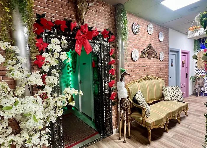 Pepper-gold -step-free Entrance -car- Free Space-no Nois-3 Minutes From Port -bed 8 Guest 55 M2 And 8 Guest 65 M2 알리칸테