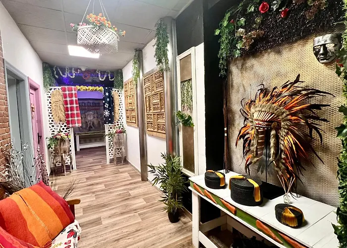 Pepper-gold -step-free Entrance -car- Free Space-no Nois-3 Minutes From Port -bed 8 Guest 55 M2 And 8 Guest 65 M2 알리칸테